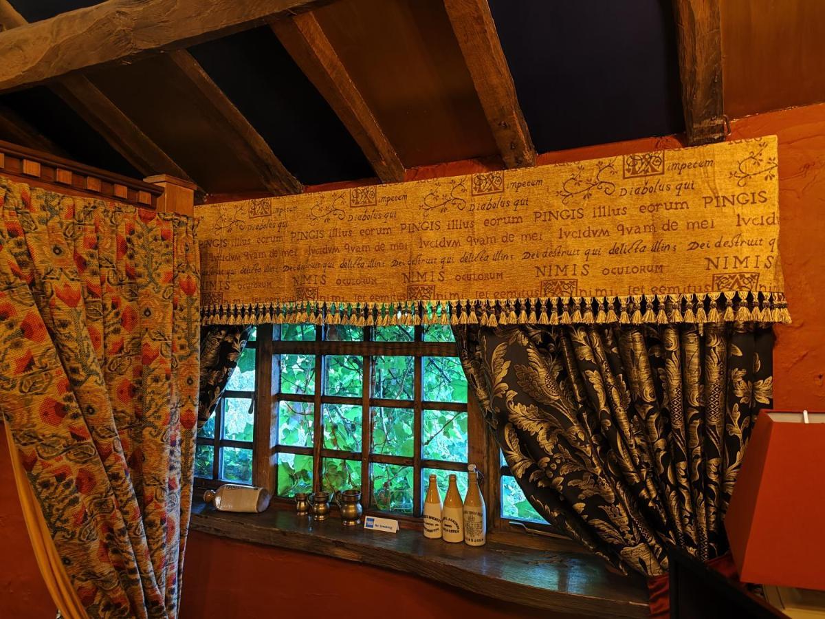 Wizards Thatch Luxury Suites أُلدرلي إديج المظهر الخارجي الصورة